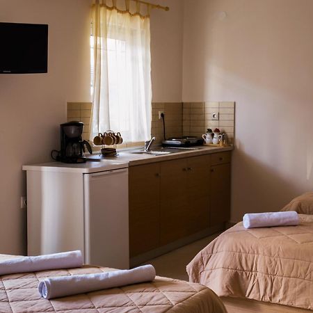 Nepheli Apartments And Studios Paralia Katerinis Bagian luar foto