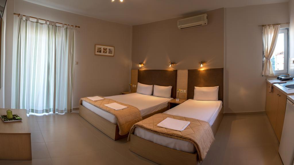 Nepheli Apartments And Studios Paralia Katerinis Ruang foto