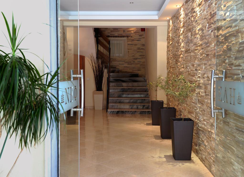Nepheli Apartments And Studios Paralia Katerinis Bagian luar foto