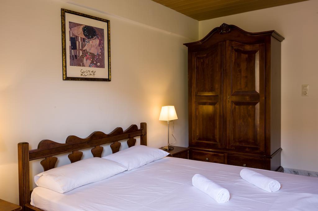Nepheli Apartments And Studios Paralia Katerinis Ruang foto