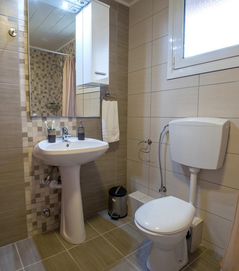 Nepheli Apartments And Studios Paralia Katerinis Bagian luar foto