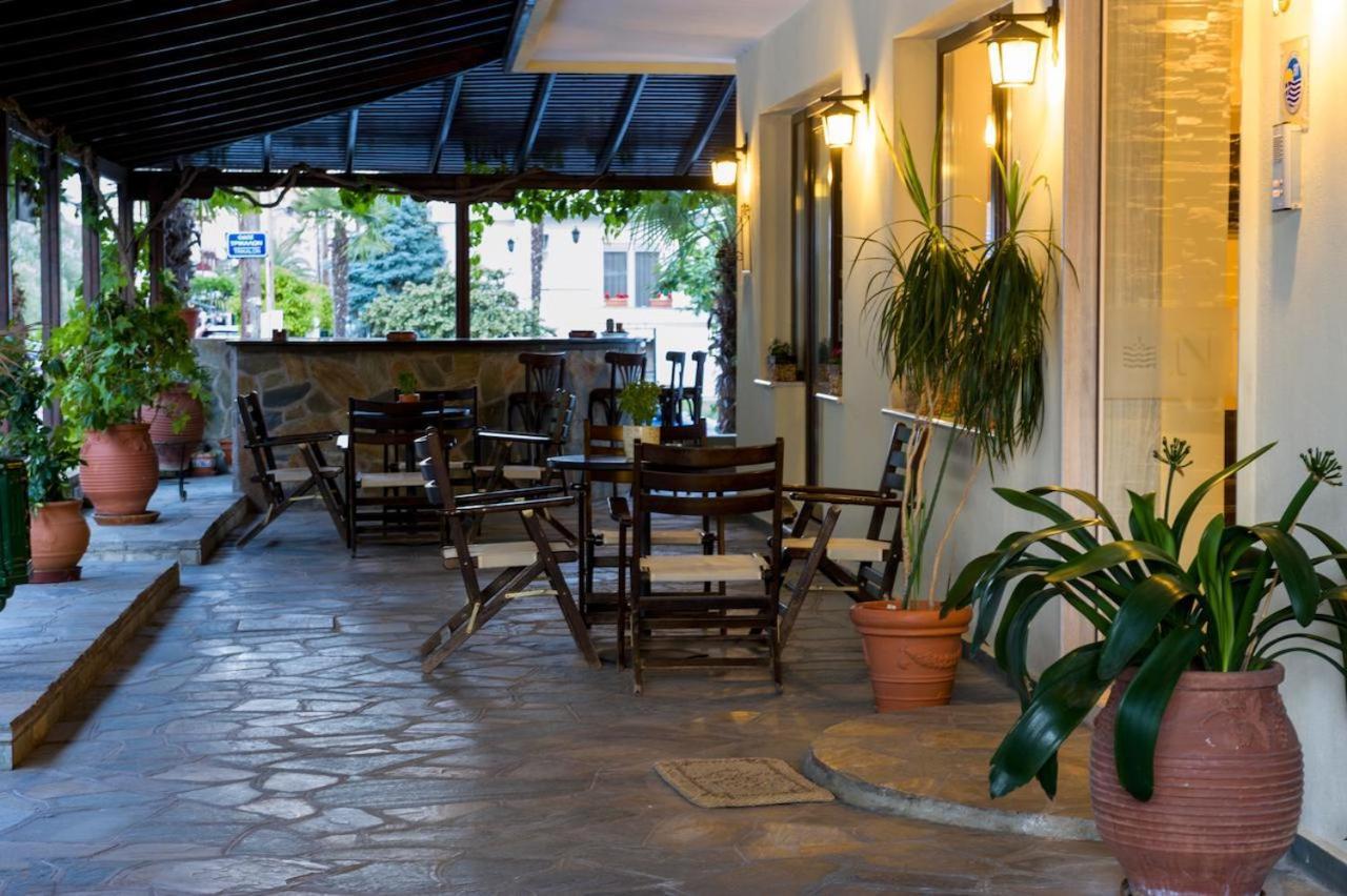 Nepheli Apartments And Studios Paralia Katerinis Bagian luar foto
